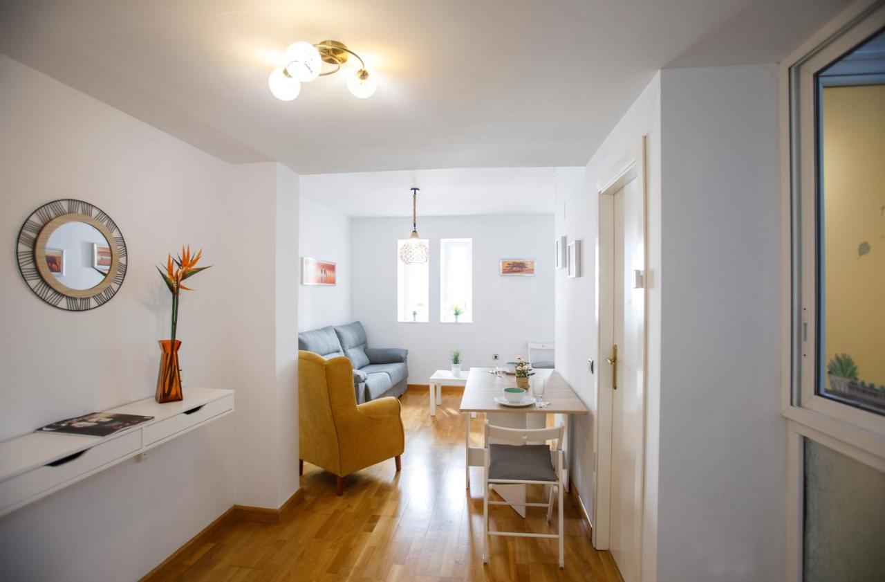 Rentalsevilla En La Plaza De La Encarnacion * Séville